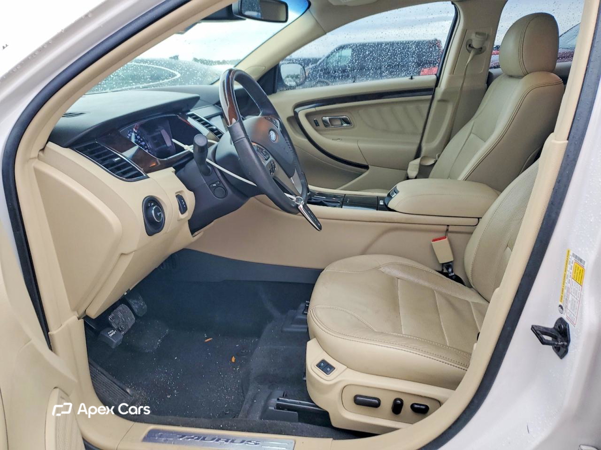 Ford Taurus 2018