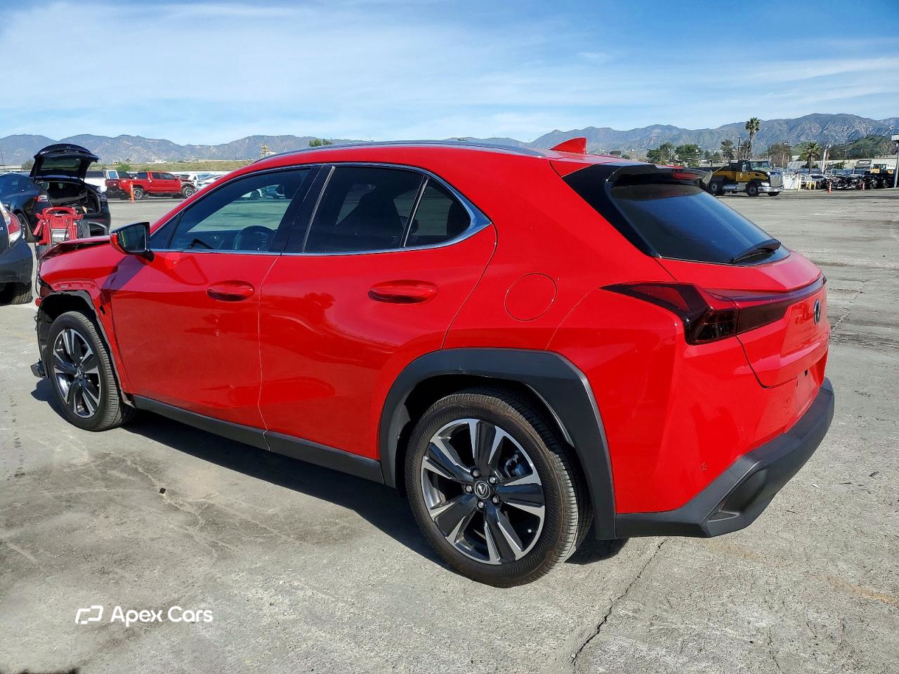 Lexus UX 2024