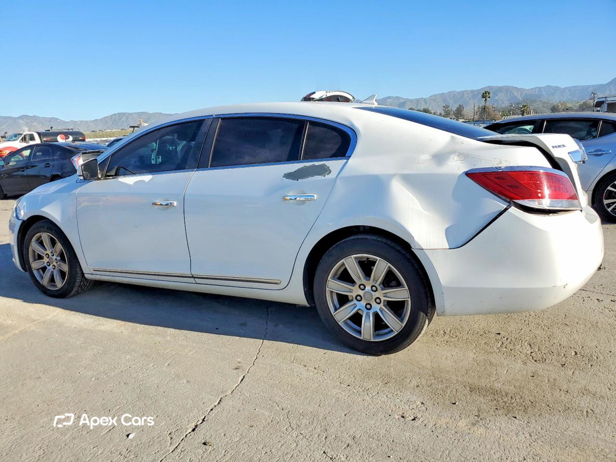 Buick LaCrosse 2011