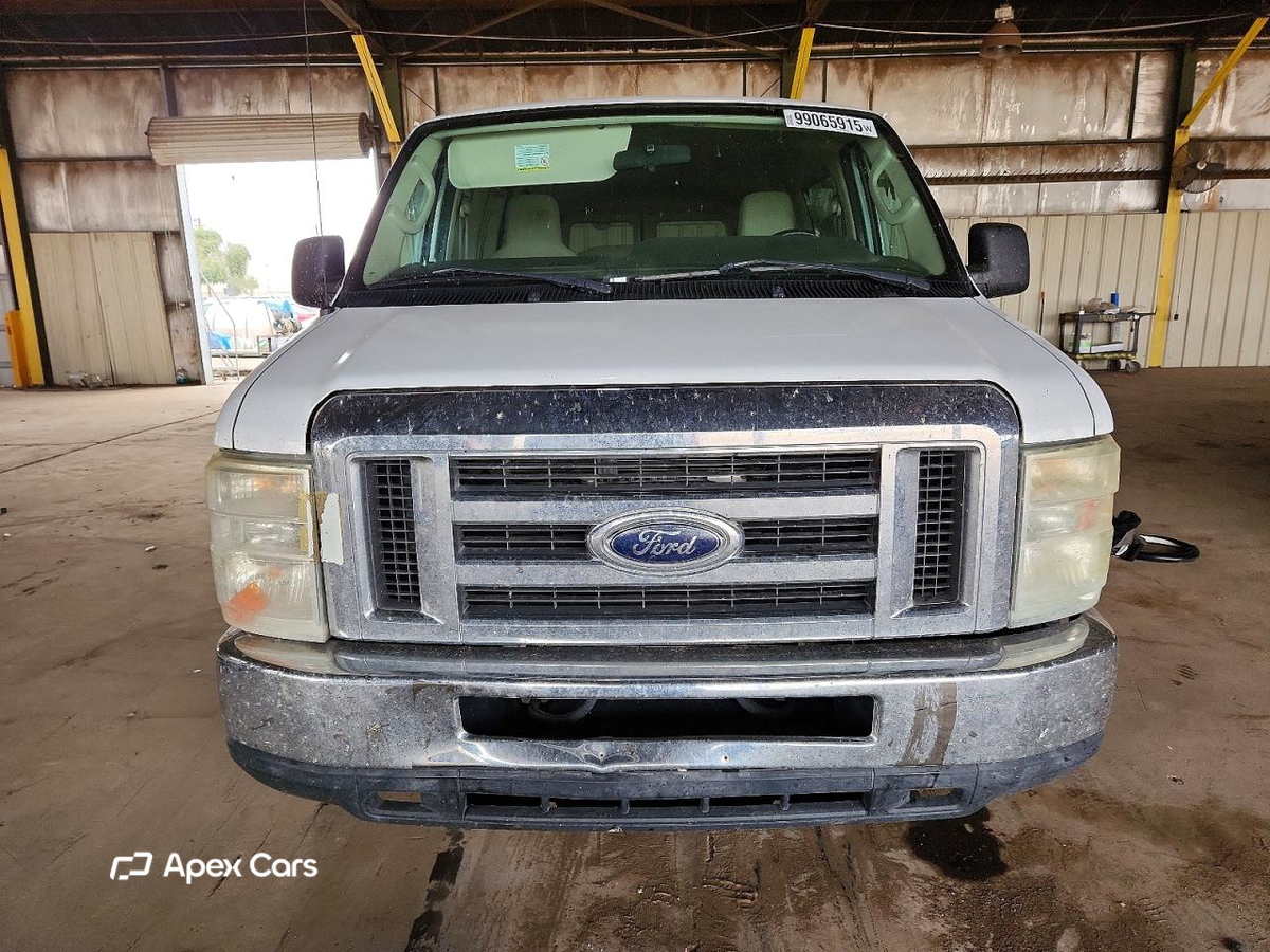 Ford Econoline 2011