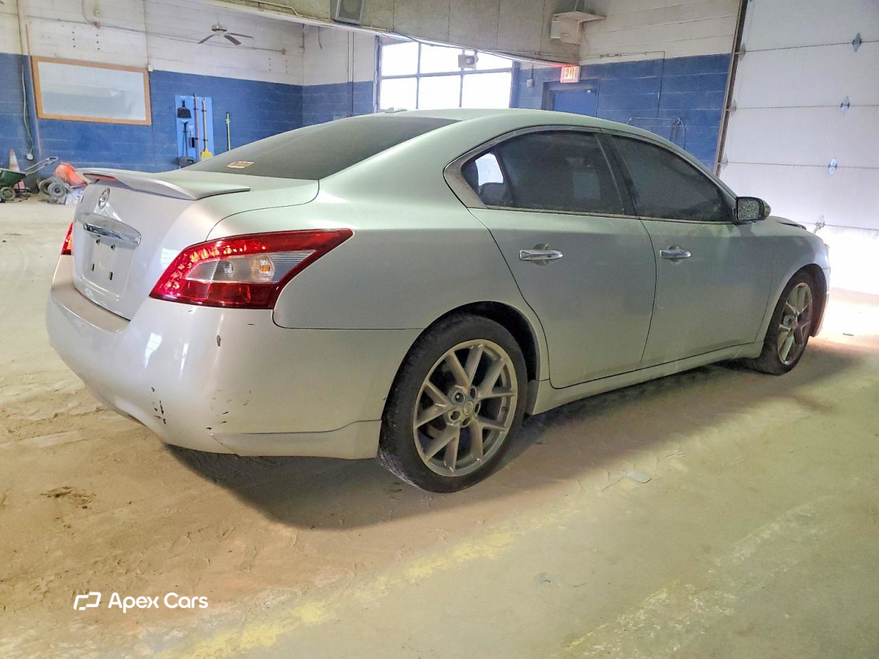 Nissan Maxima 2011