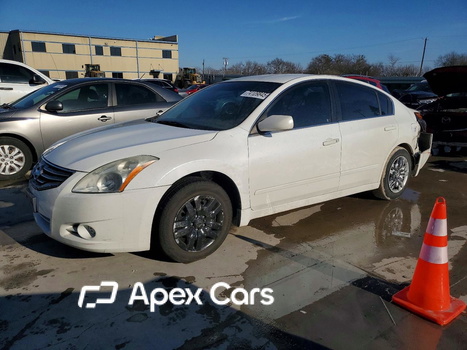 Nissan Altima 2010 - Image 1 of 12