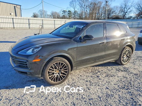 Porsche Cayenne 2023 - Image 1 of 13
