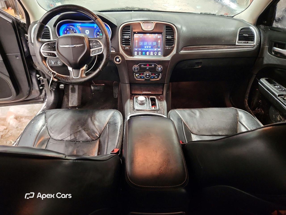 Chrysler 300 2017