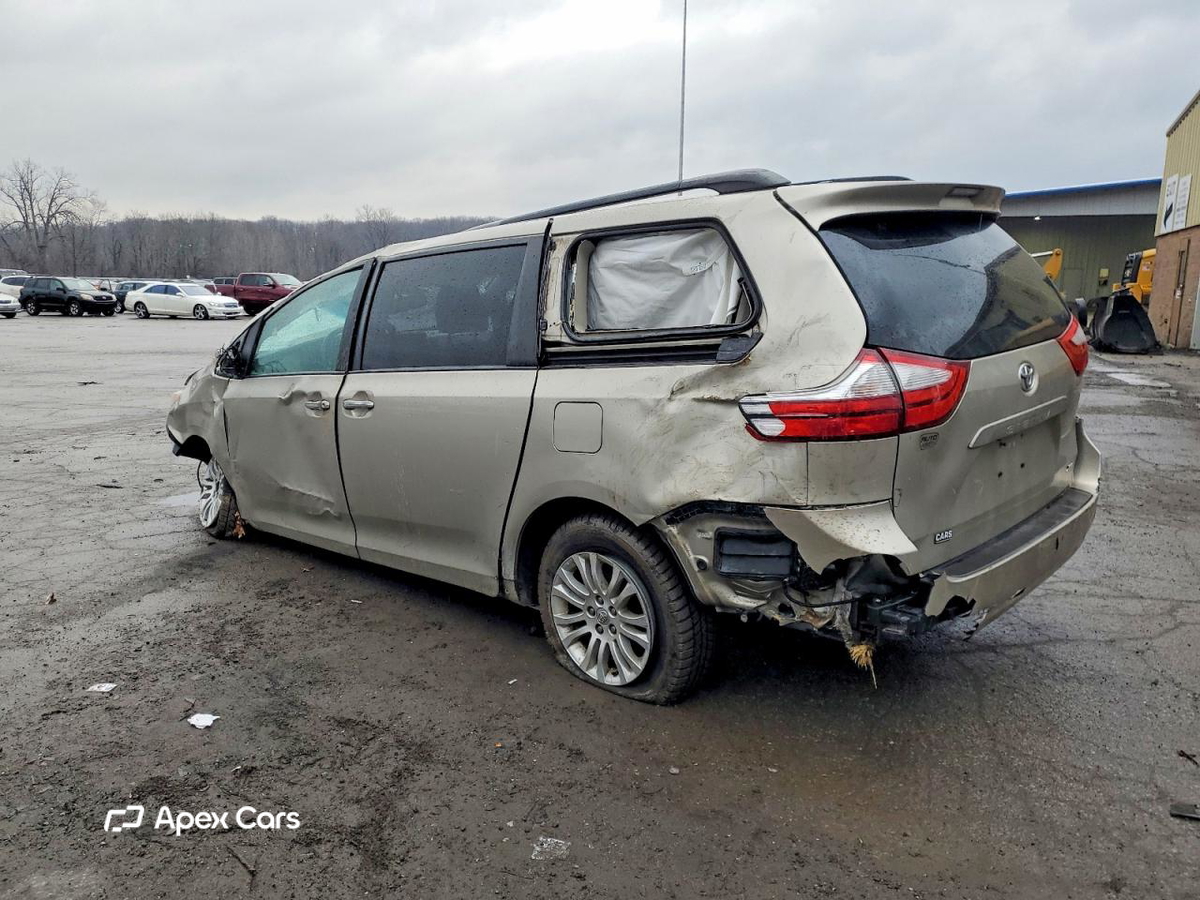Toyota Sienna 2017