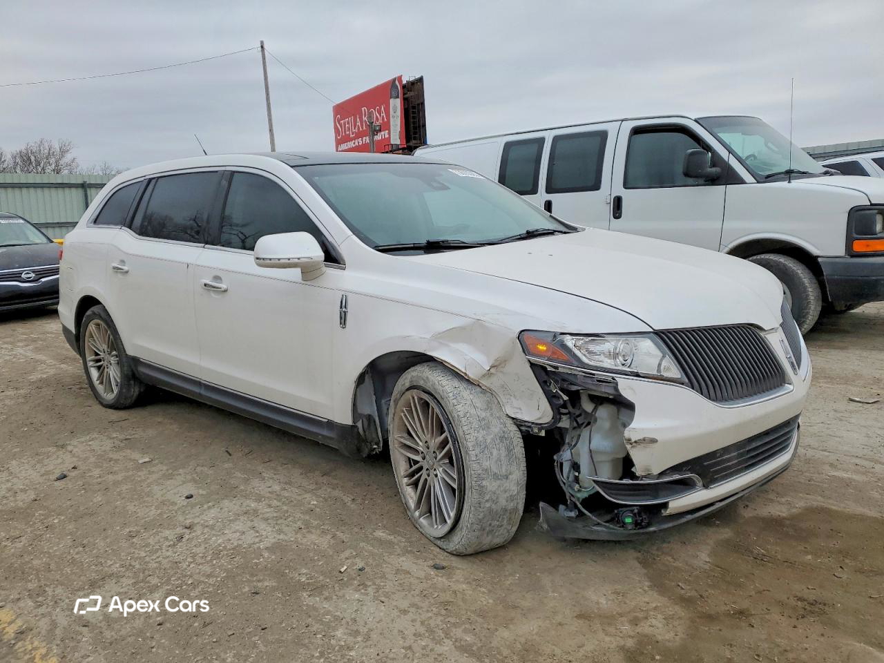 Lincoln MKT 2015