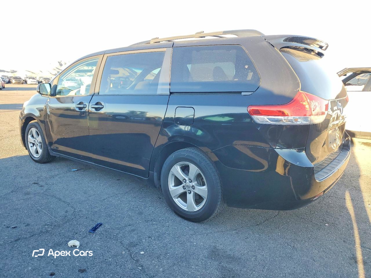 Toyota Sienna 2013
