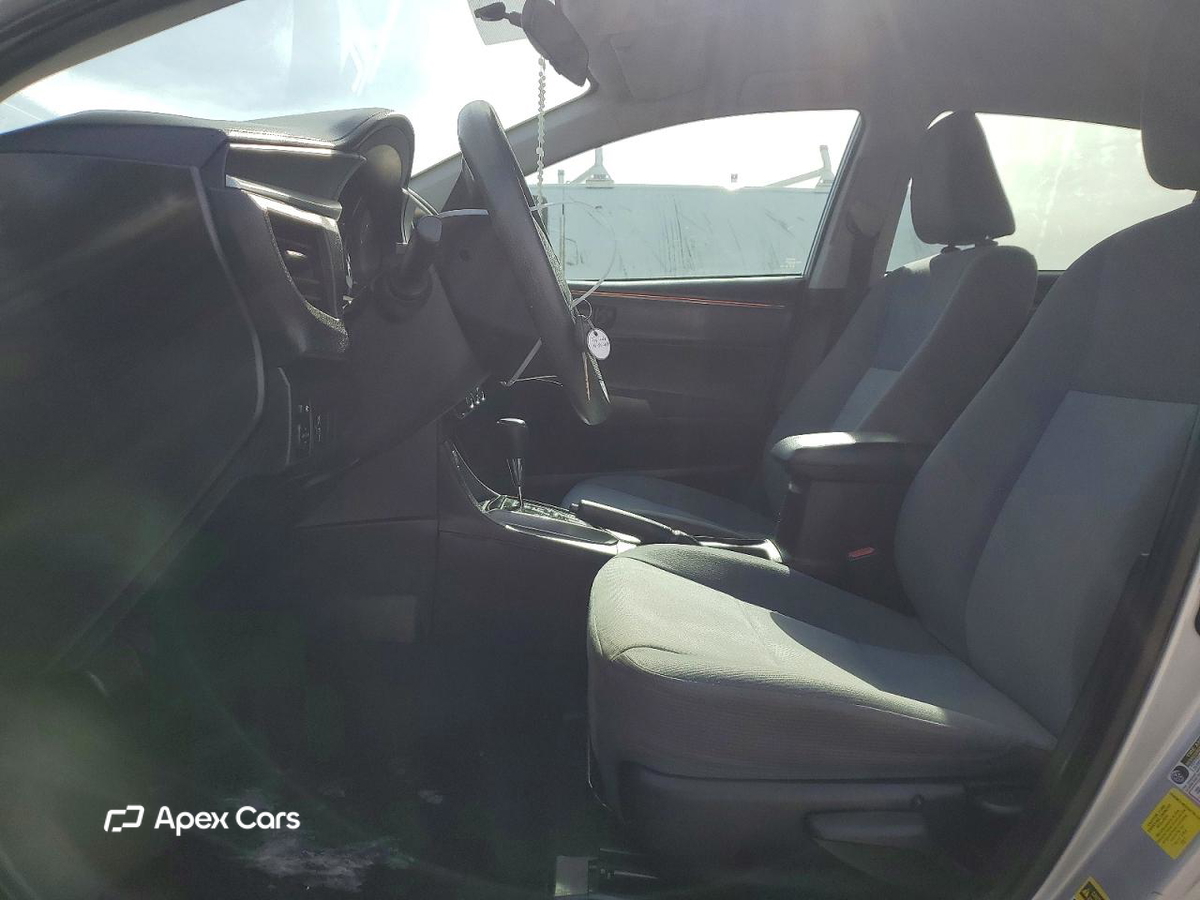 Toyota Corolla 2015