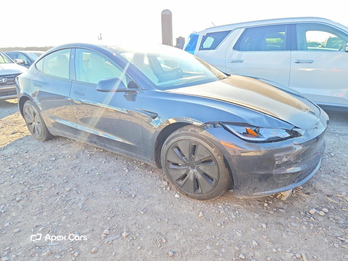Tesla Model 3 2025