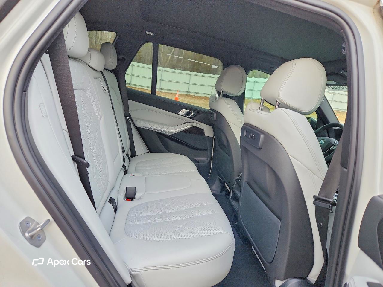 BMW X5 2023