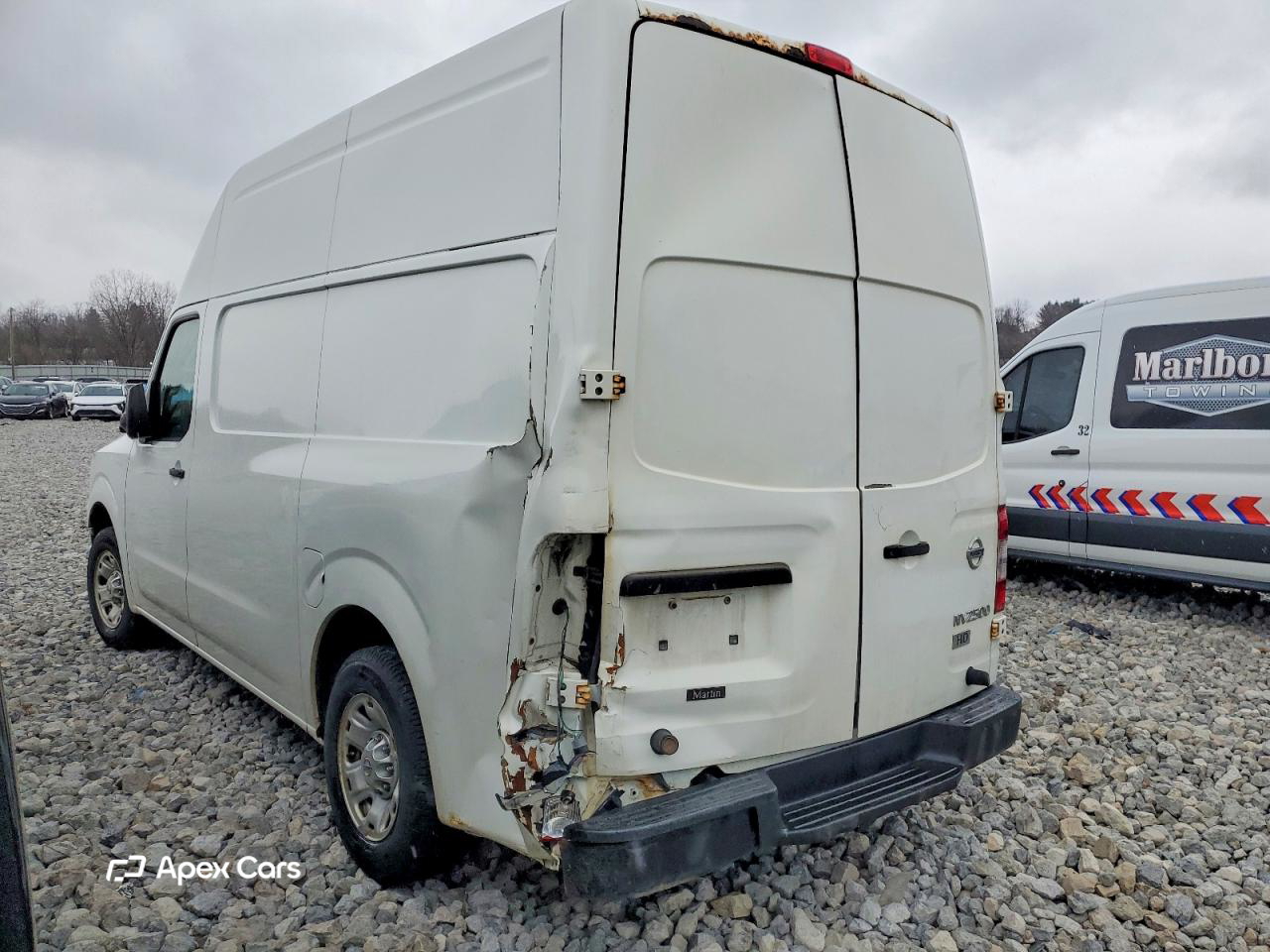 Nissan NV 2013