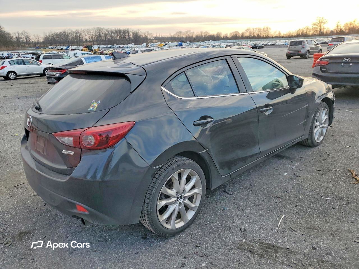Mazda 3 2016