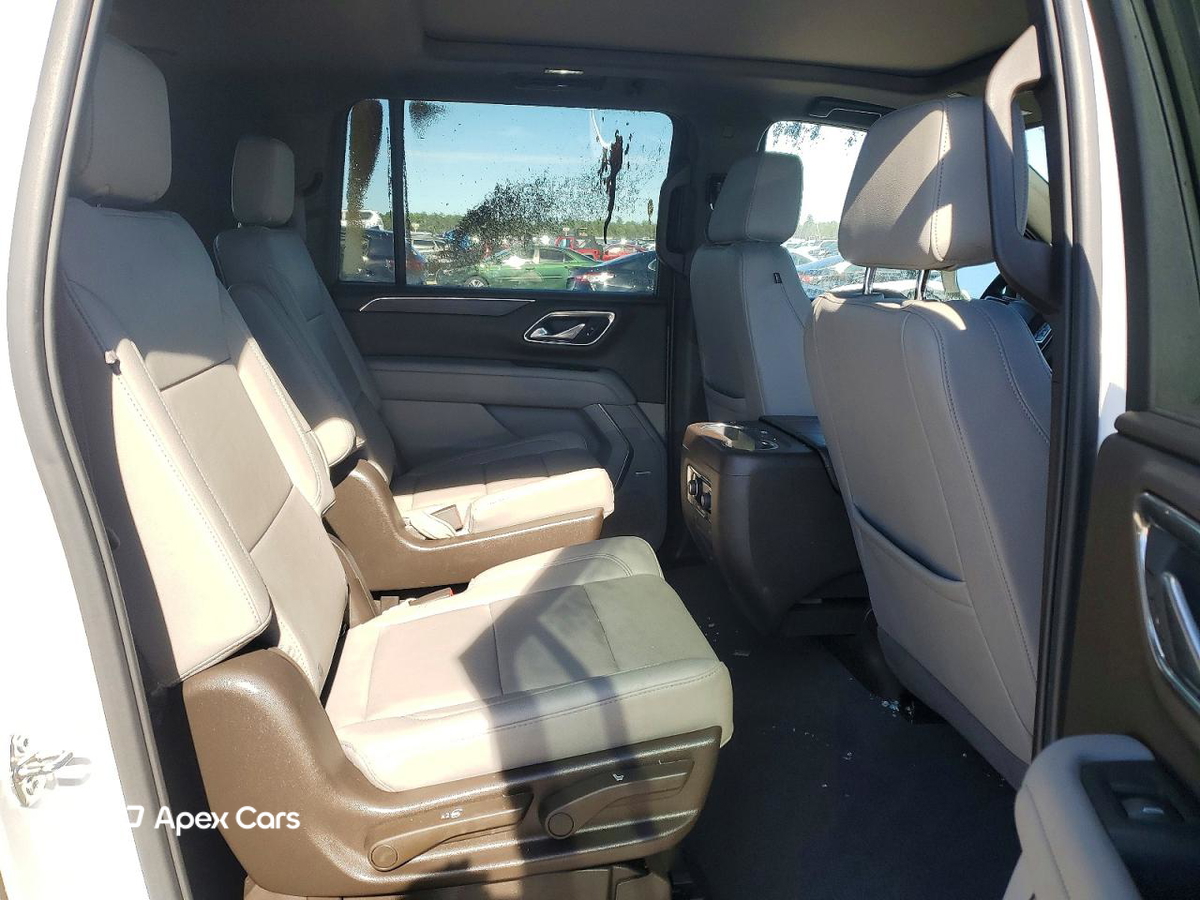 Chevrolet Suburban 2023