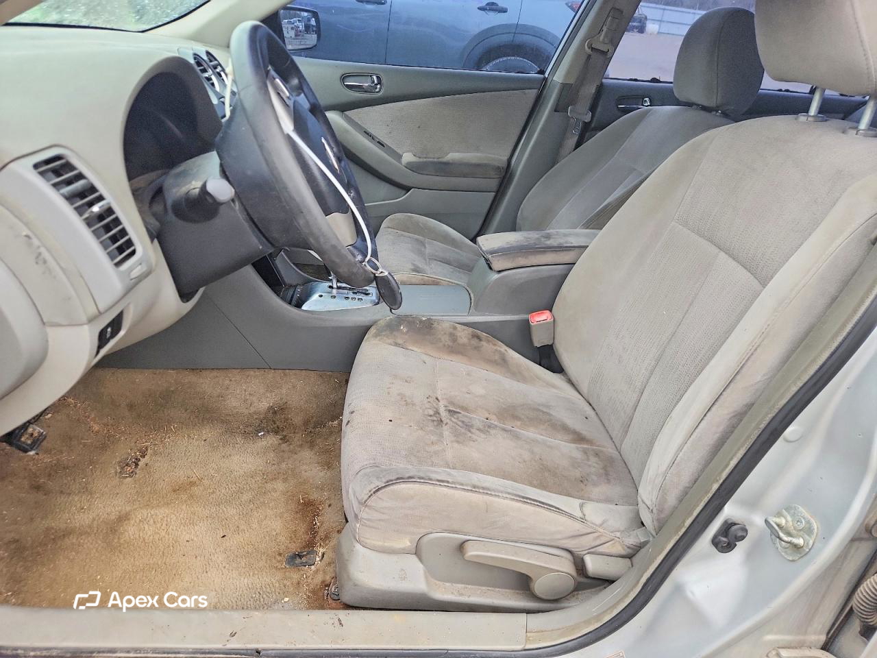 Nissan Altima 2011