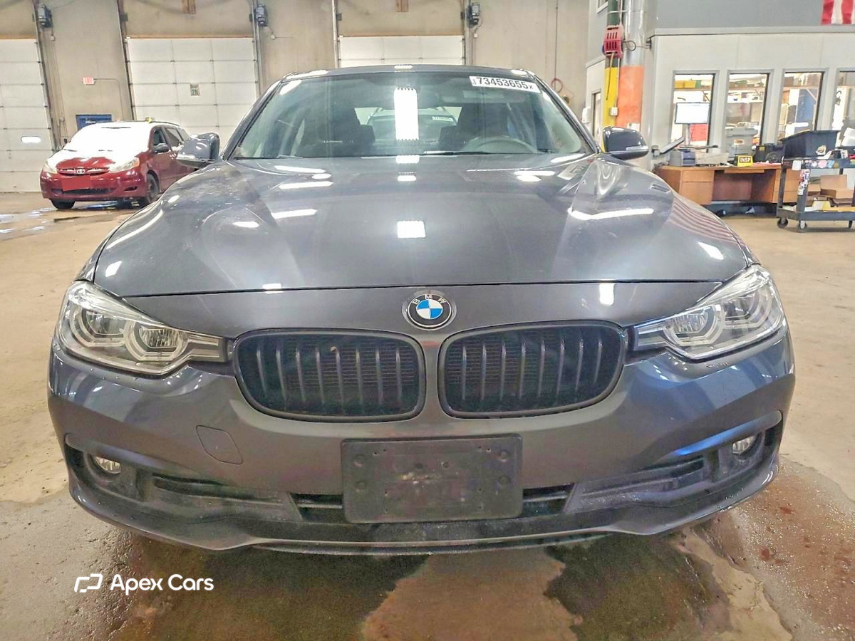 BMW Series 3 2016