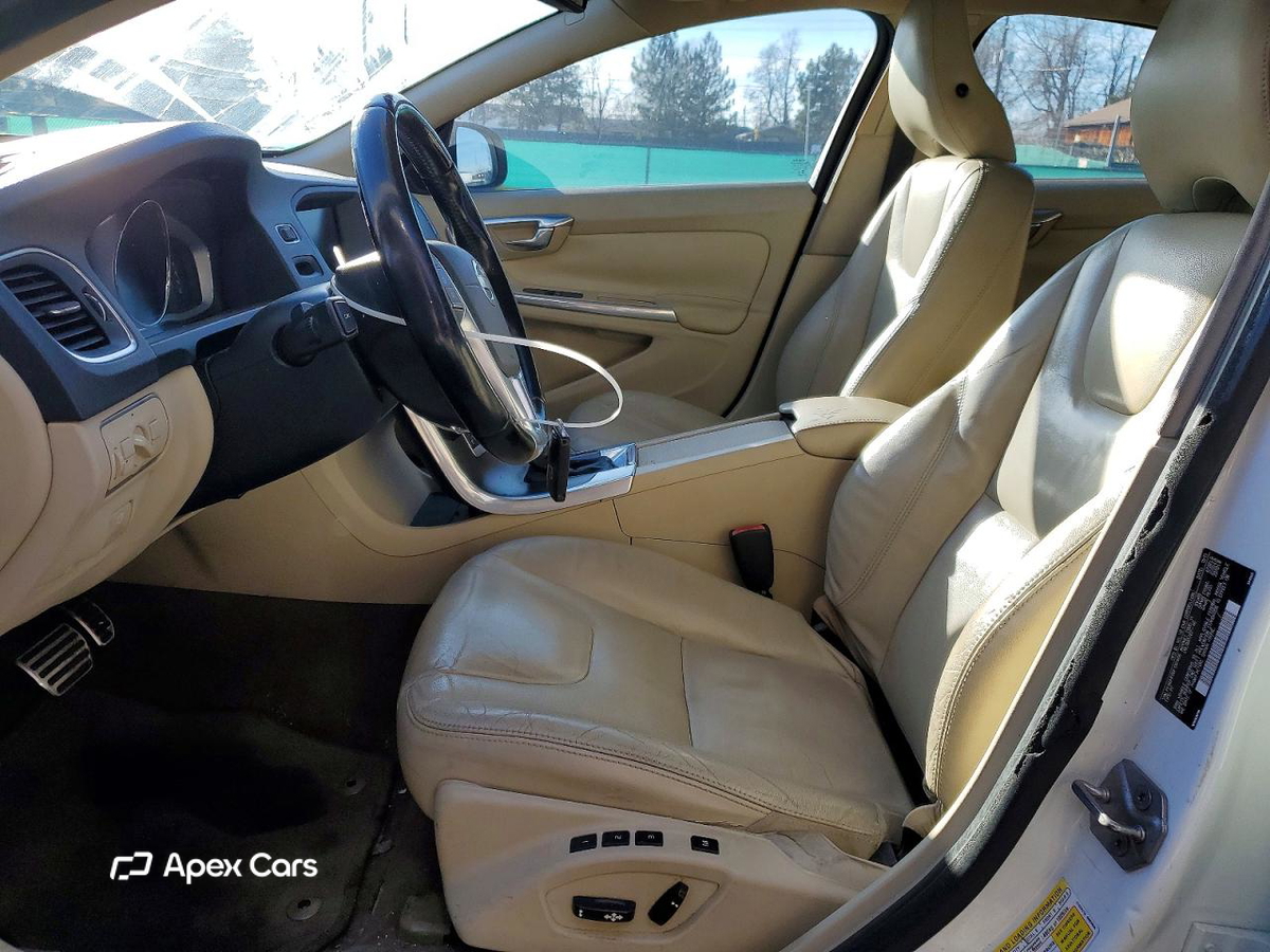 Volvo S60 2015