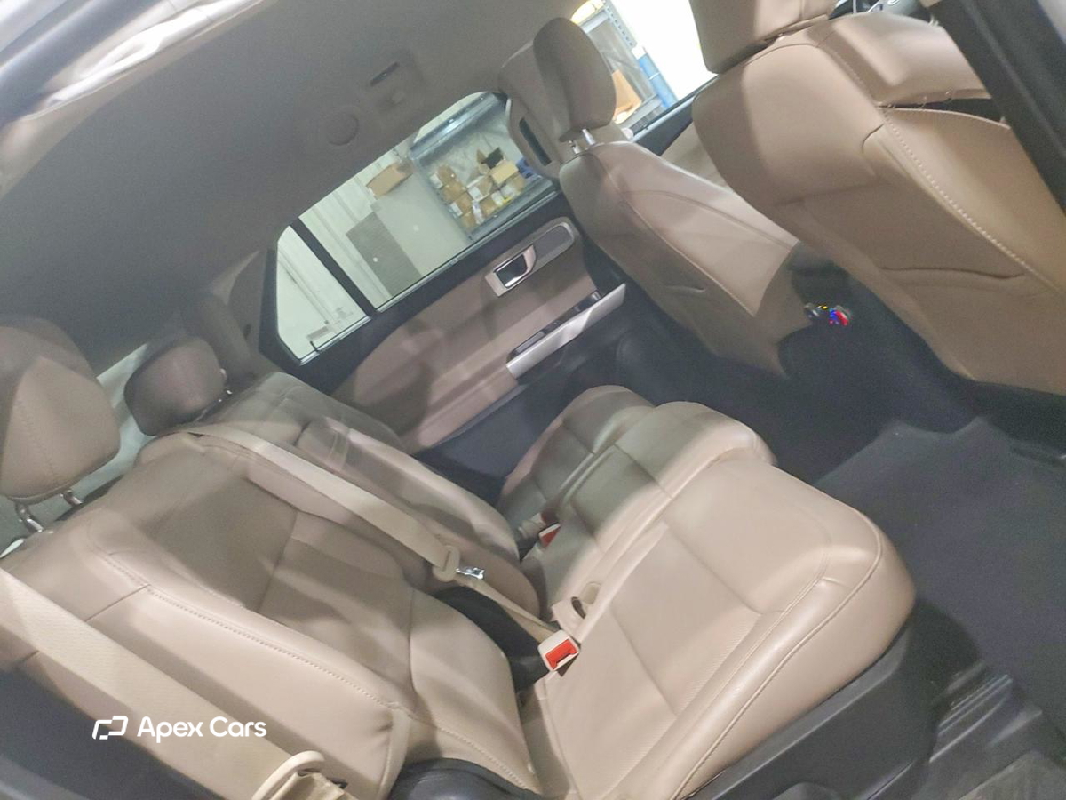 Ford Explorer 2023