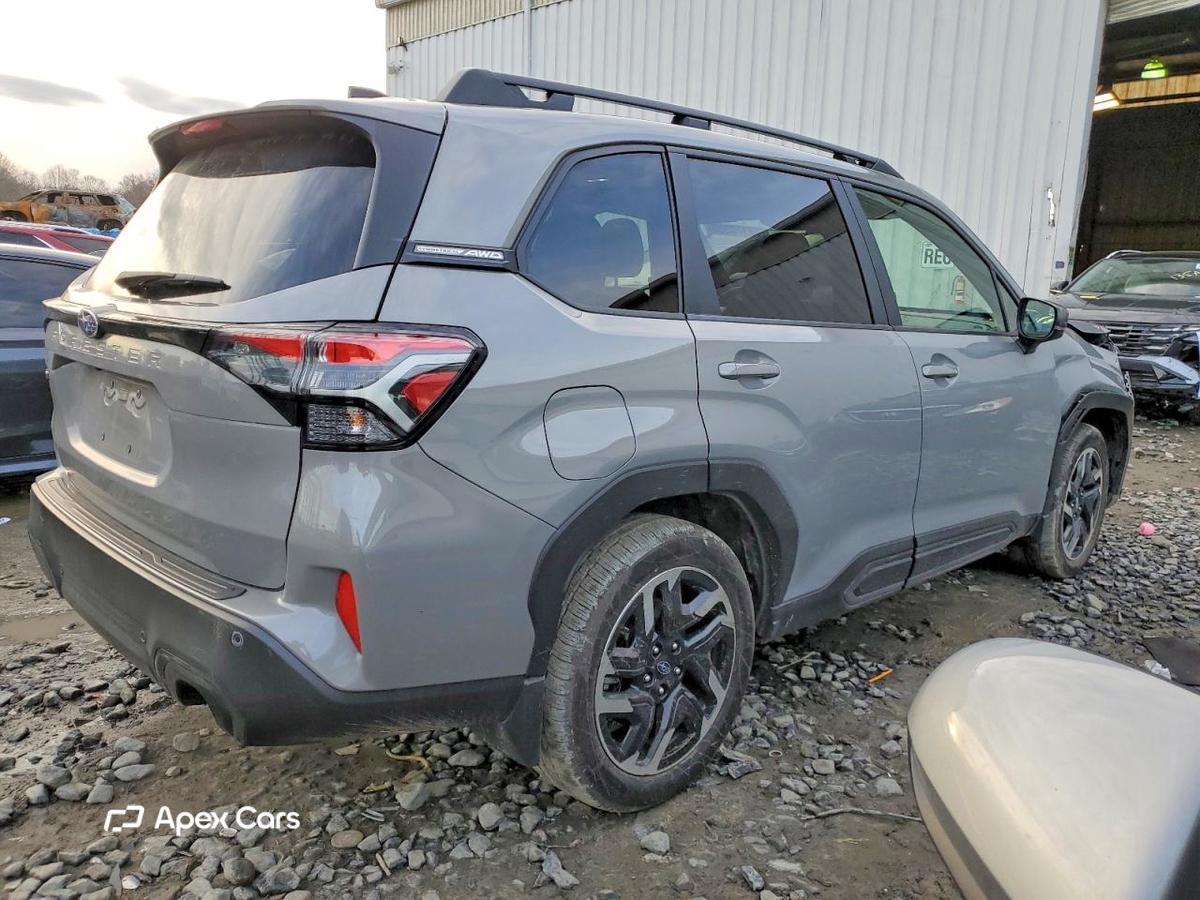 Subaru Forester 2025