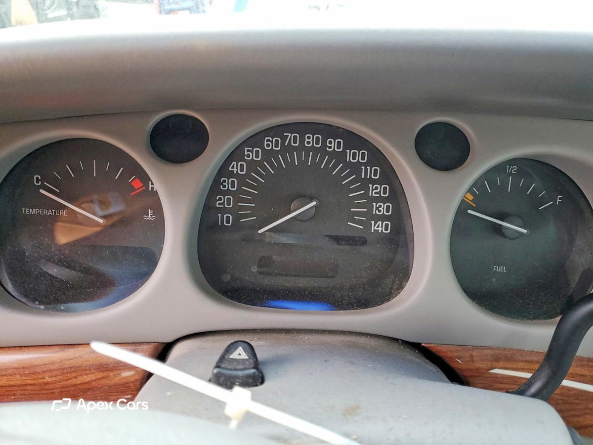 Buick LeSabre 2002