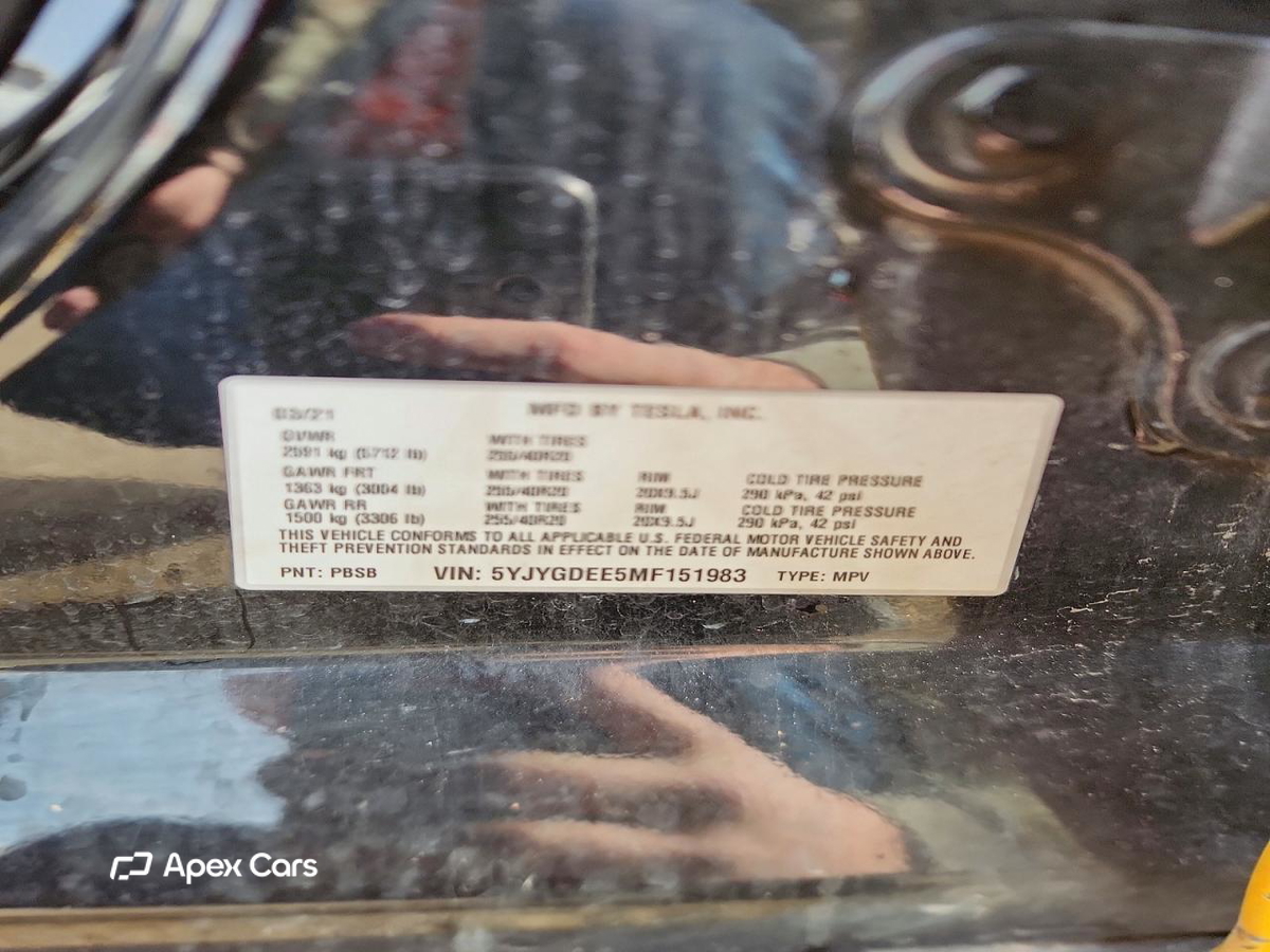 Tesla Model Y 2021