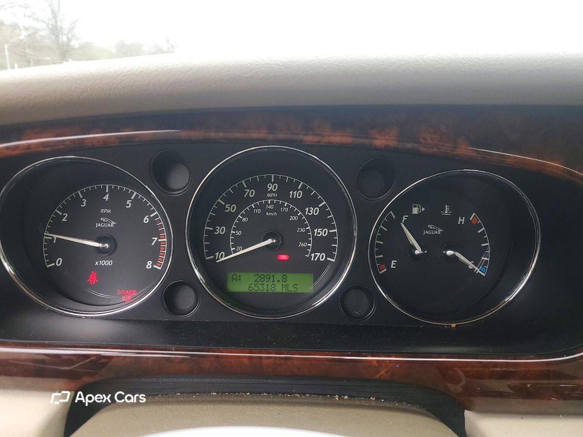 Jaguar XJ 2004