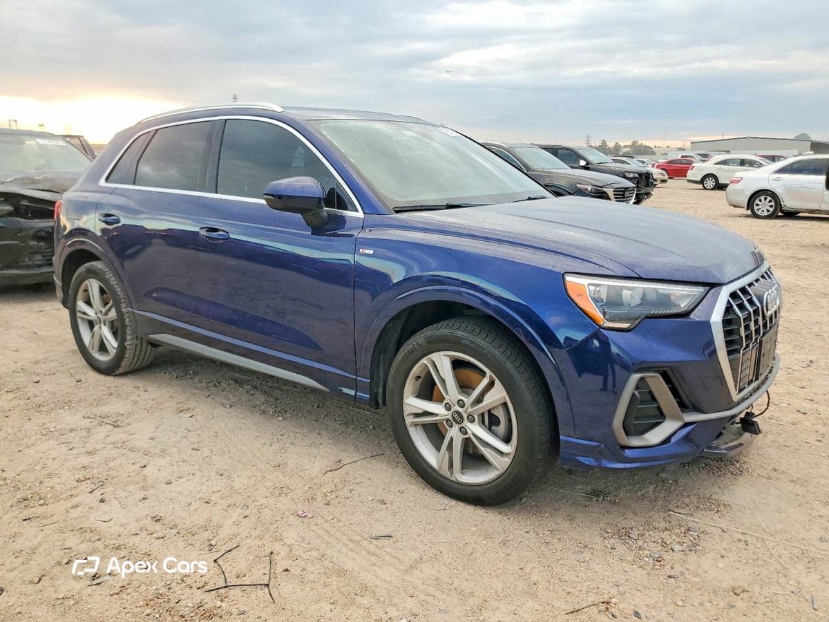 Audi Q3 2021
