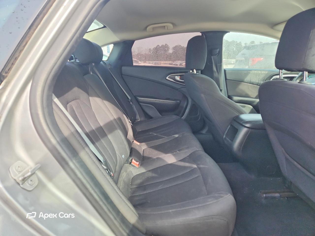 Chrysler 200 2015
