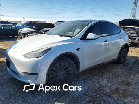 Tesla Model Y 2021 - Image 1 of 12