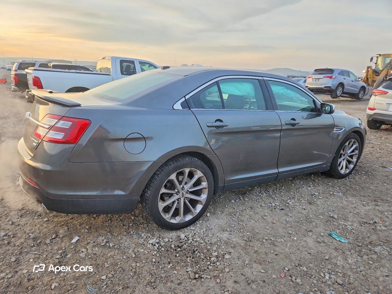 Ford Taurus 2019