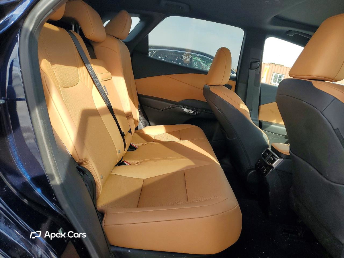 Lexus RX 2025
