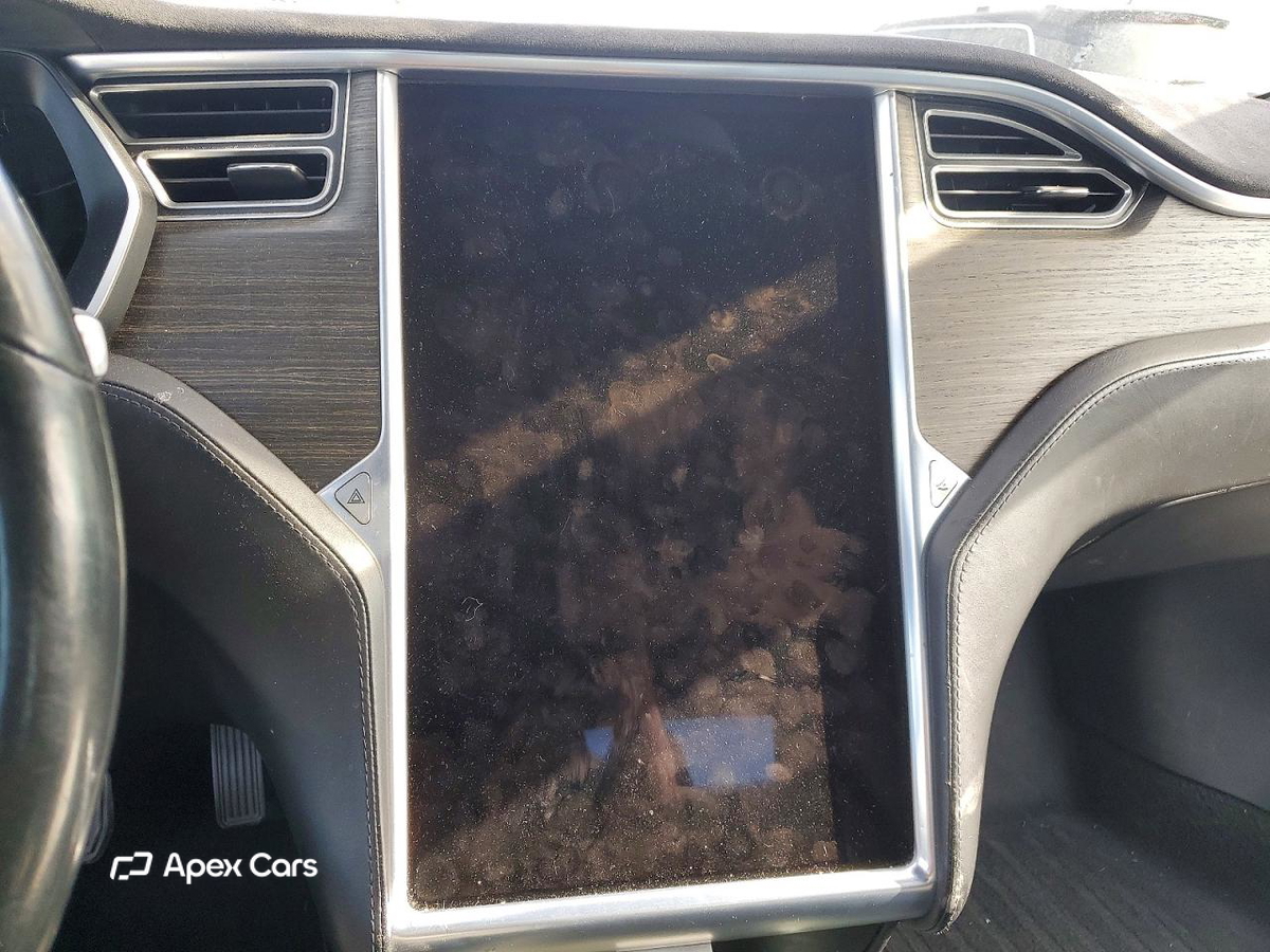 Tesla Model S 2016