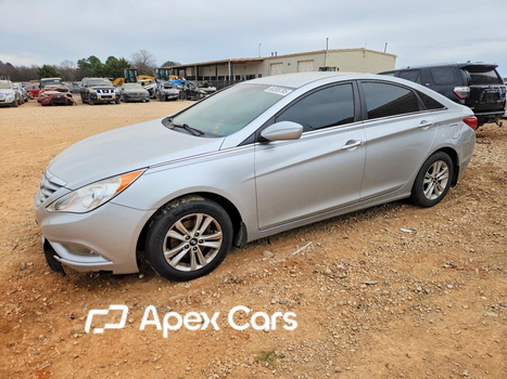 Hyundai Sonata 2013 - Image 1 of 13