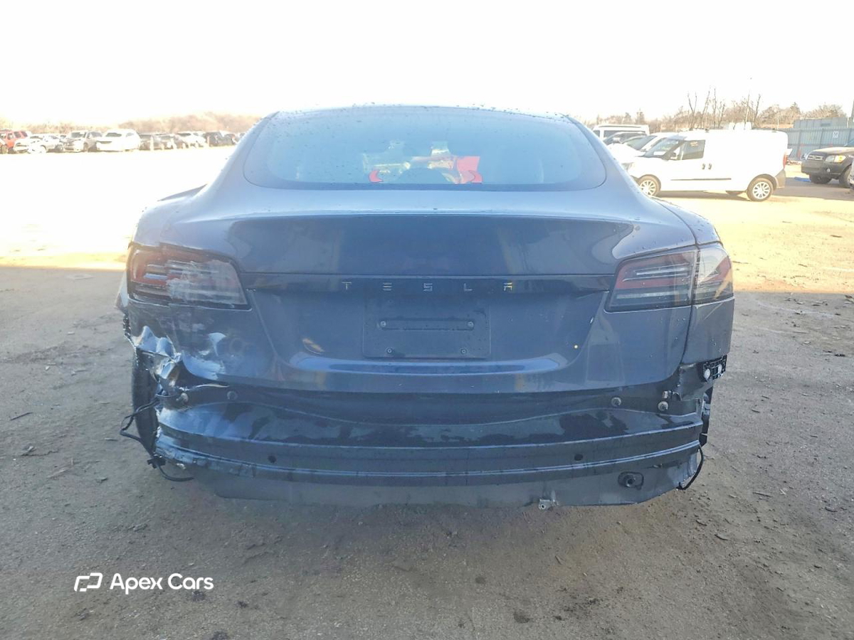 Tesla Model S 2023