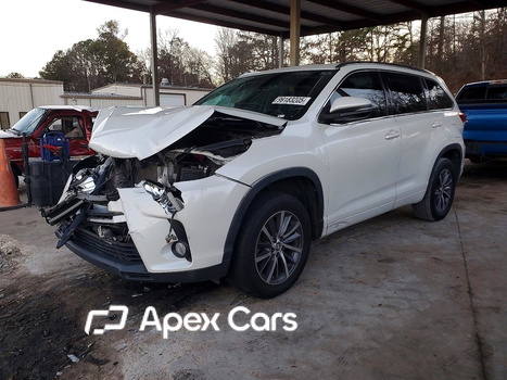 Toyota Highlander 2018 - Image 1 of 13