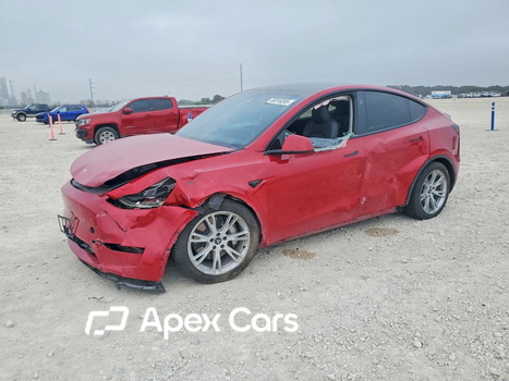 Tesla Model Y 2023 - Image 1 of 13