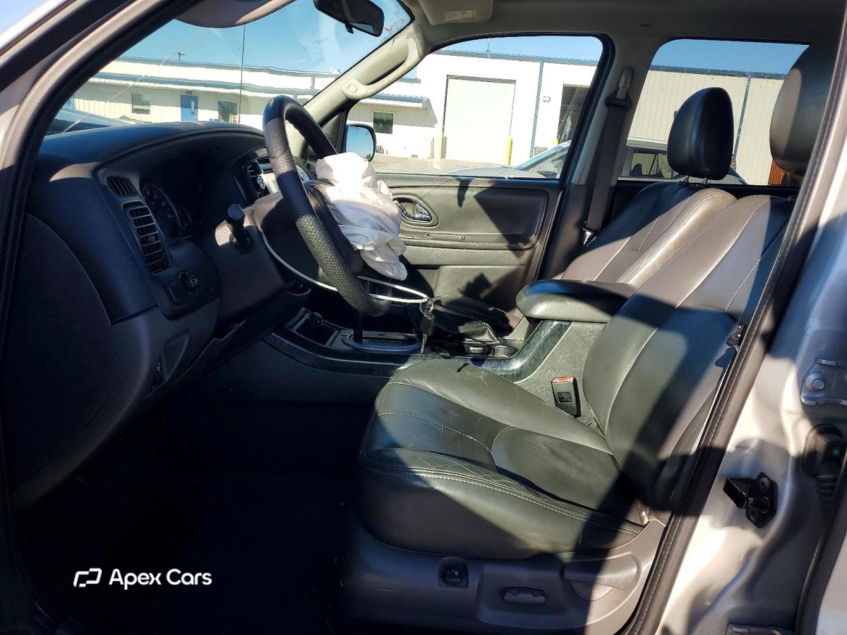 Mazda Tribute 2005