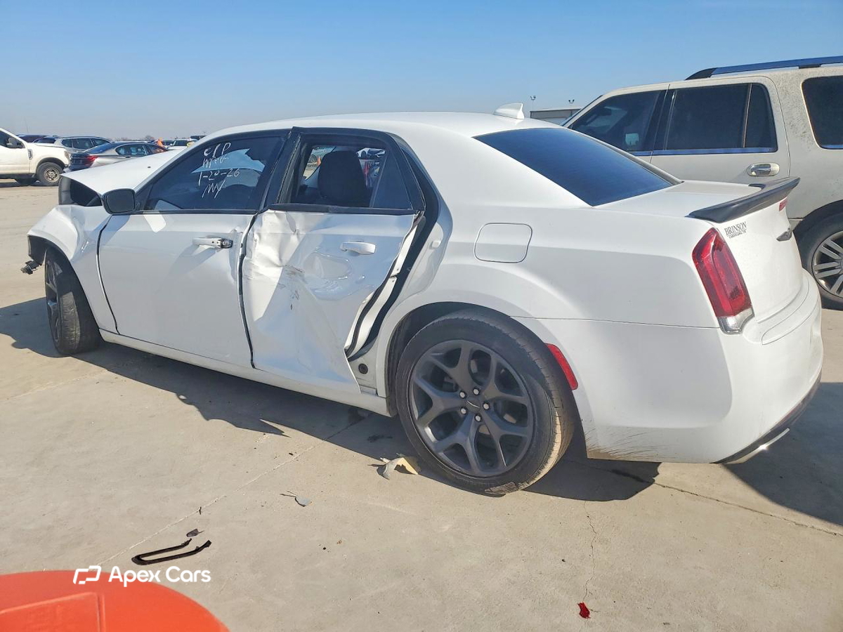 Chrysler 300 2020