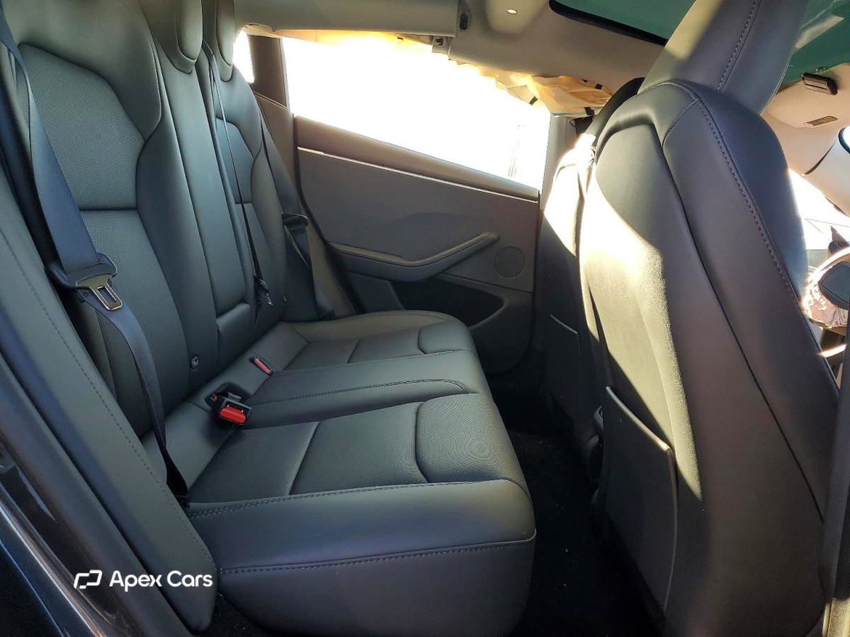 Tesla Model 3 2025