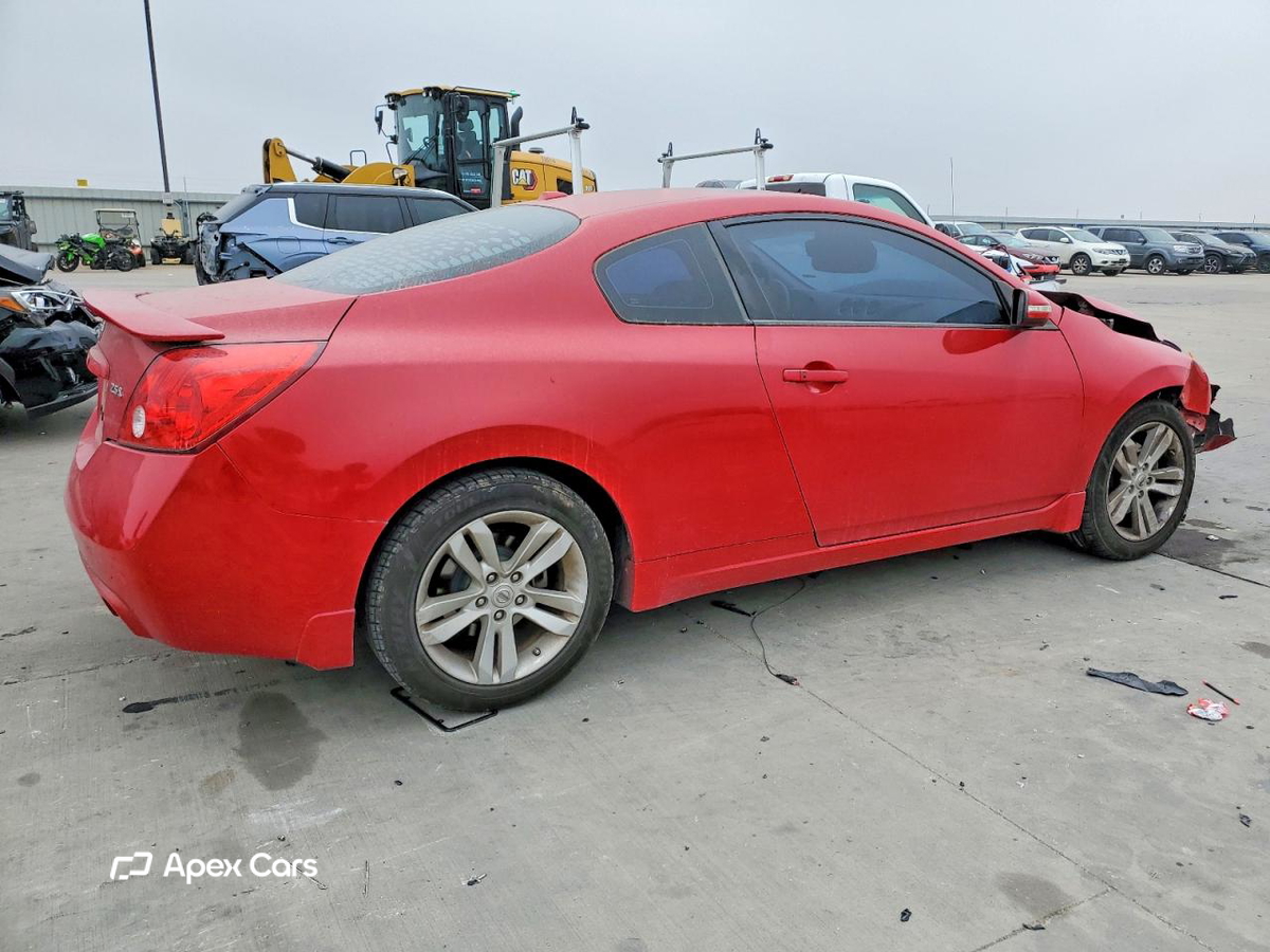 Nissan Altima 2012
