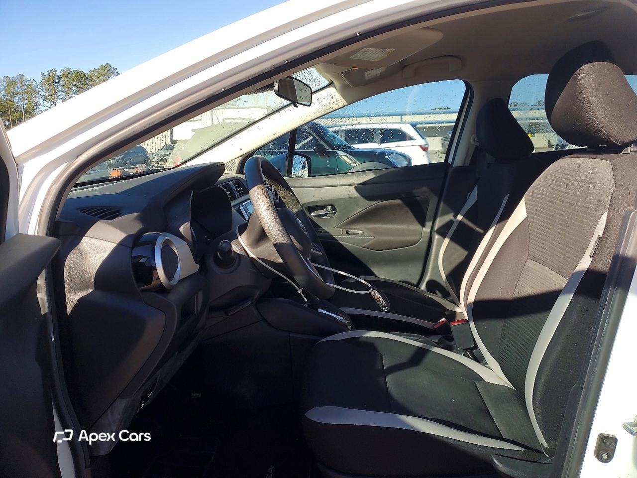 Nissan Versa 2021