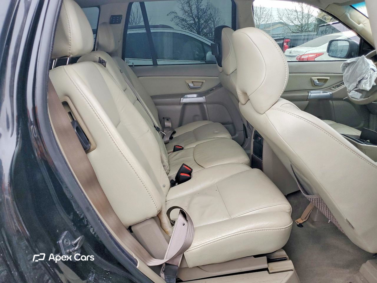 Volvo XC90 2006
