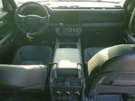 Land Rover Defender 2024