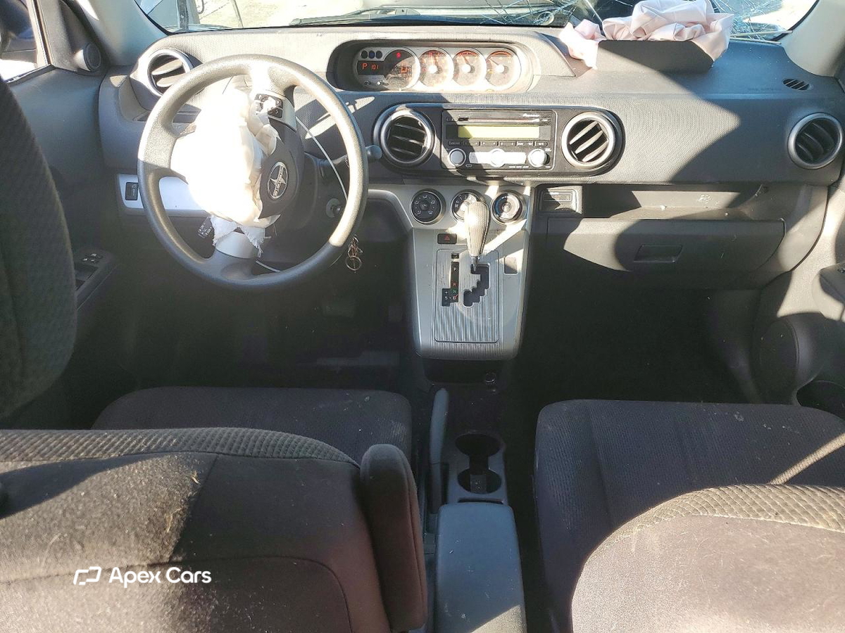 Scion xB 2009
