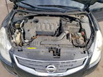 Nissan Altima 2010
