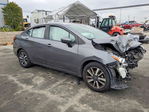 Nissan Versa 2021