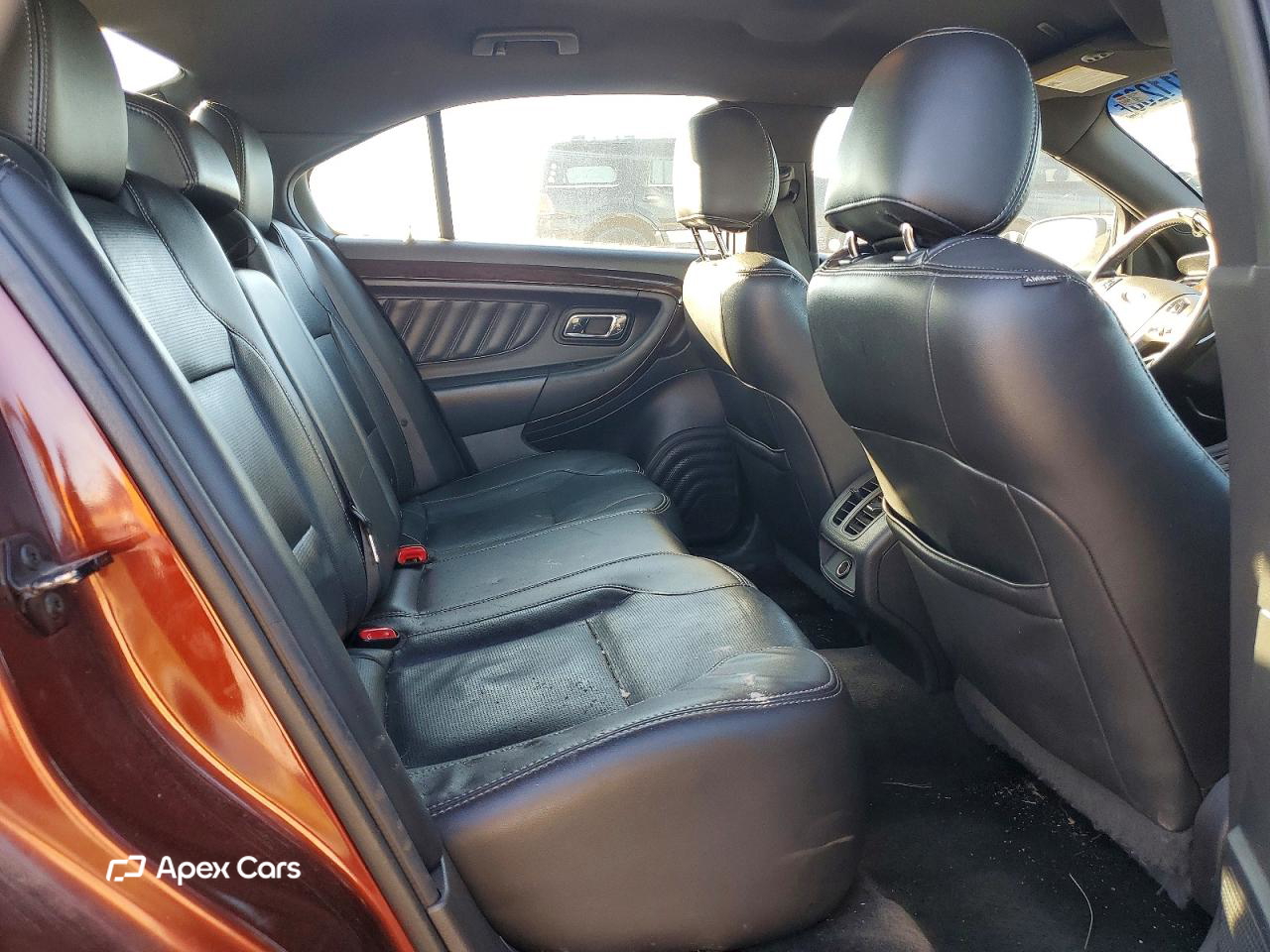 Ford Taurus 2015