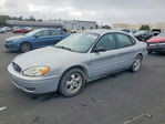 Ford Taurus 2004