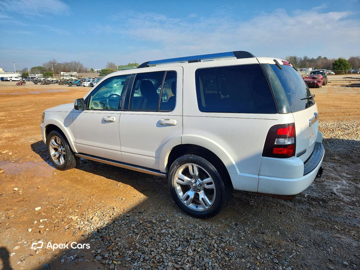 Ford Explorer 2010