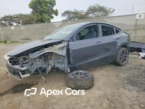 Tesla Model Y 2025 - Zdjęcie 1 z 15