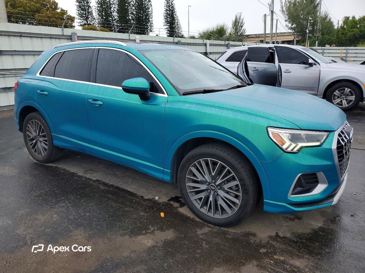 Audi Q3 2021